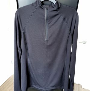 Old Navy workout/athletic long sleeve top